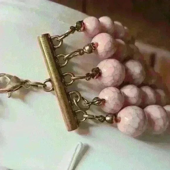 Chunky pink beaded 5 standard necklace - Picture 9 of 16